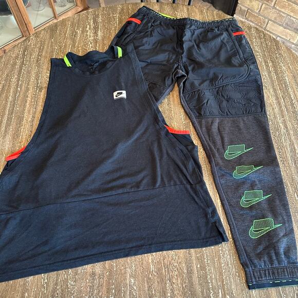 Men’s Nike Sports Tank Top & Sweatpant Joggers 2-Piece Set, L (Tank) M (Pants) - Picture 1 of 16